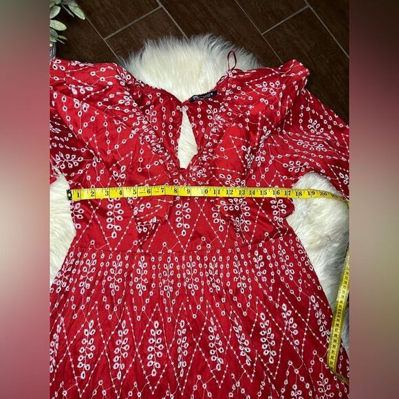 Zara Women red and white Dress With Cutwork Embroidery Sz Medium - Picture 11 of 11